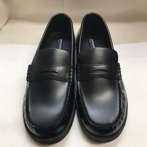 NIB Sperry Colton Black Leather Loafers Boys sz 4.5